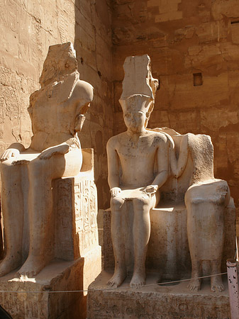 Statuen am Luxor Tempel