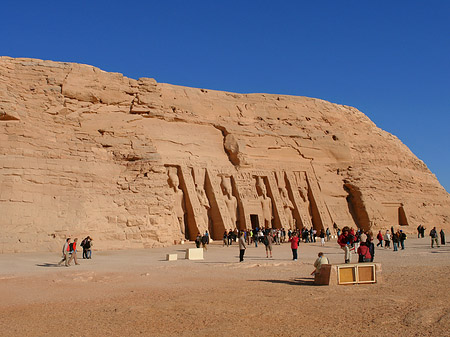 Tempel mit Himmel Fotos